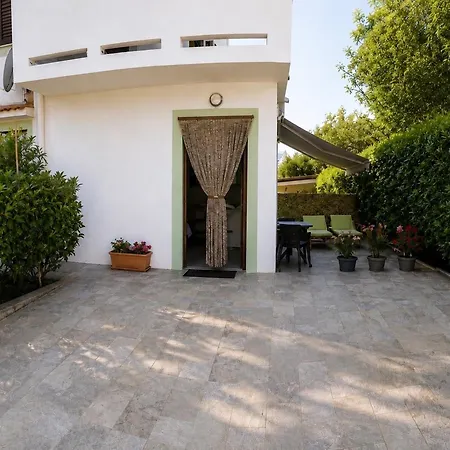 Apartament Mohar Ii *