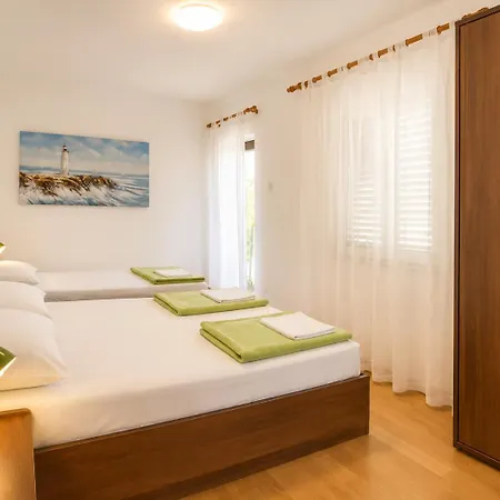 Apartament Mohar Ii